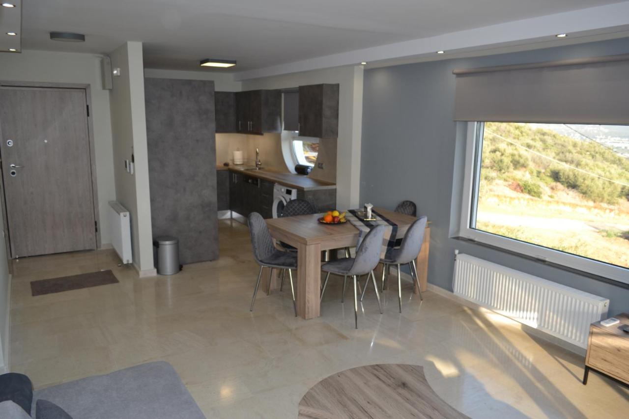 "Stergiou Luxury Apartments" Με Κοινη Πισινα Saronida Exterior foto